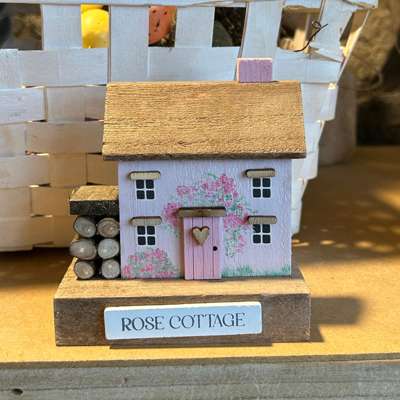 Rose Cottage Wooden House Decoration