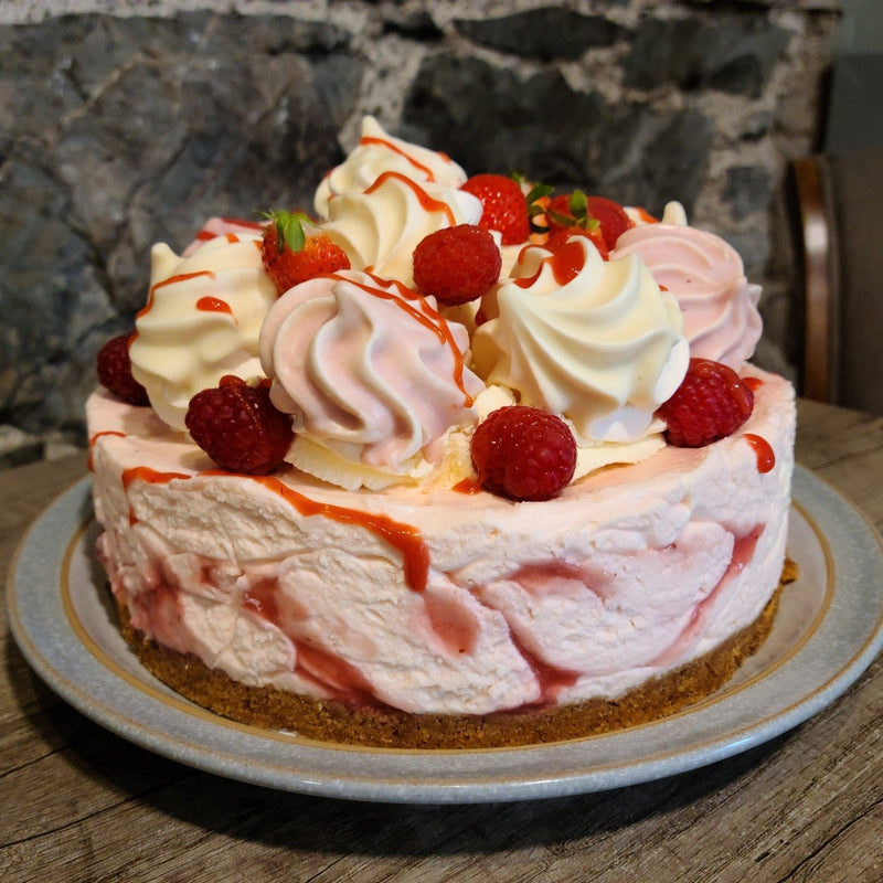 Eton Mess Cheesecake with Meringues and Raspberries