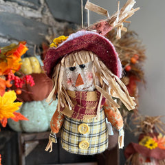 Mini Scarecrow - green