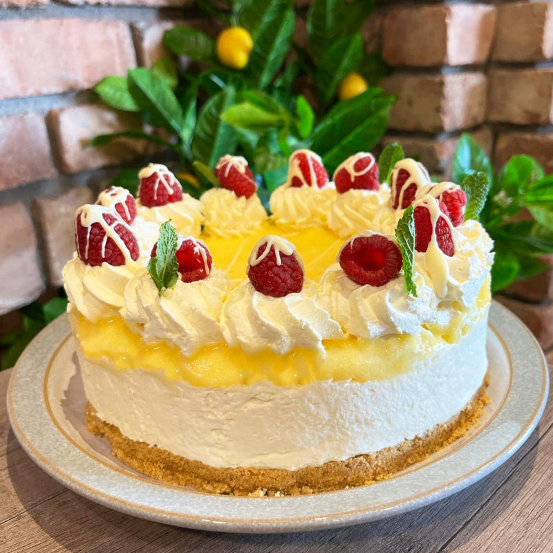 Alexanders Lemon Curd and Belgian White Chocolate Cheesecake (Click & Collect)